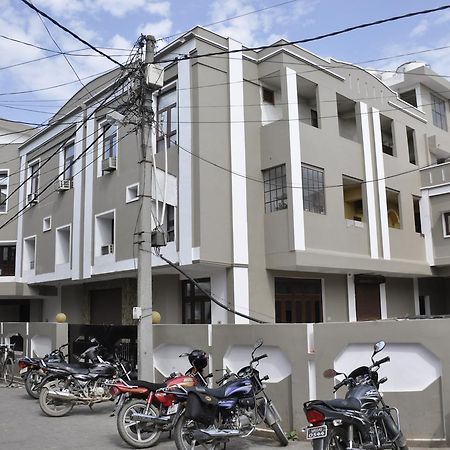 Hotel Pratiksha Moradabad Exterior photo