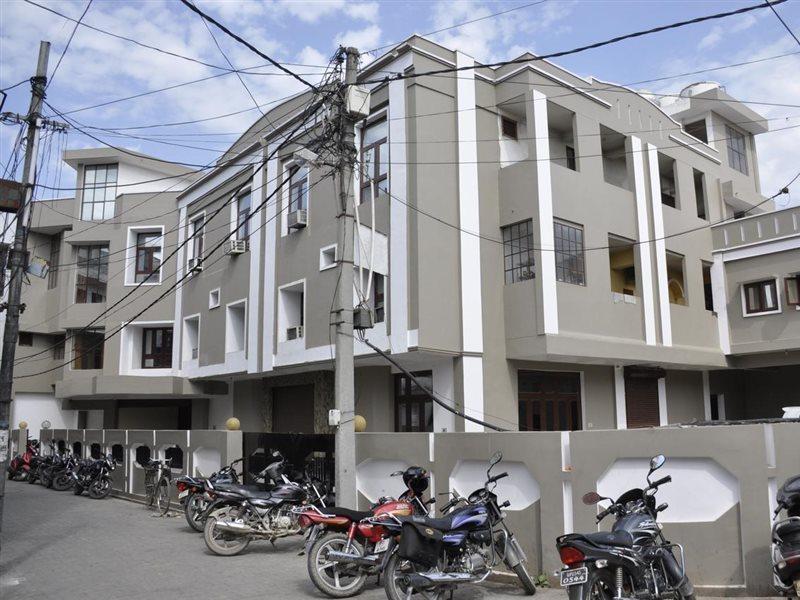 Hotel Pratiksha Moradabad Exterior photo